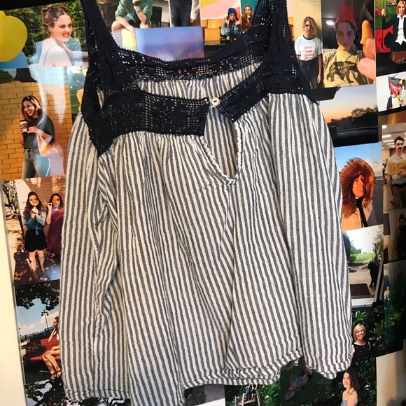 Cropped Aerie Tank - Picture 3 of 6